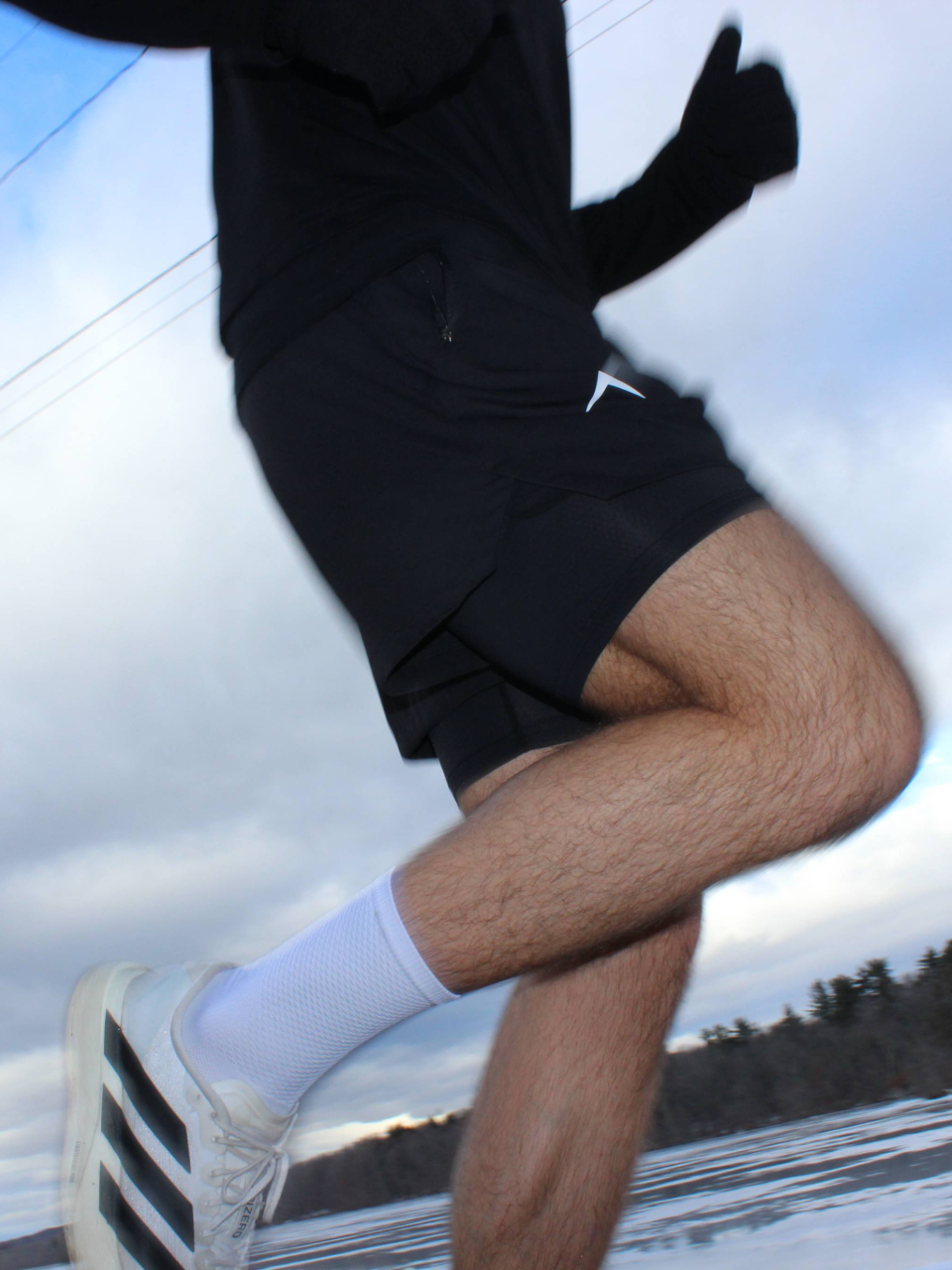 HYBRID 5" SHORT - BLACK